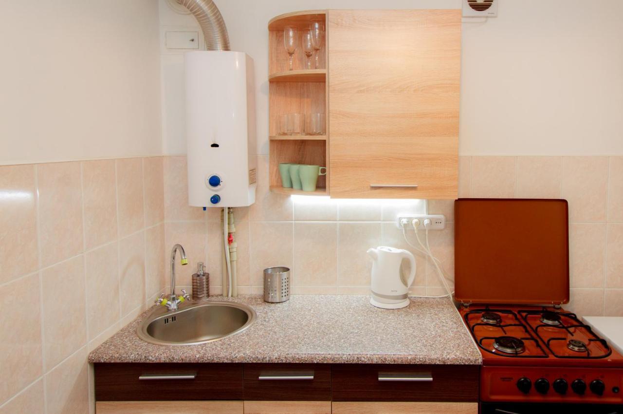 Apartment On Soborniy 85 Oleksandriia Esterno foto